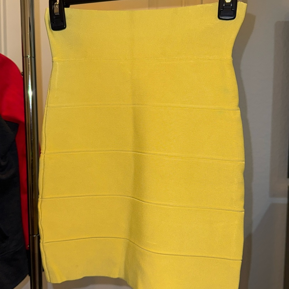 BCBG bandage skirt